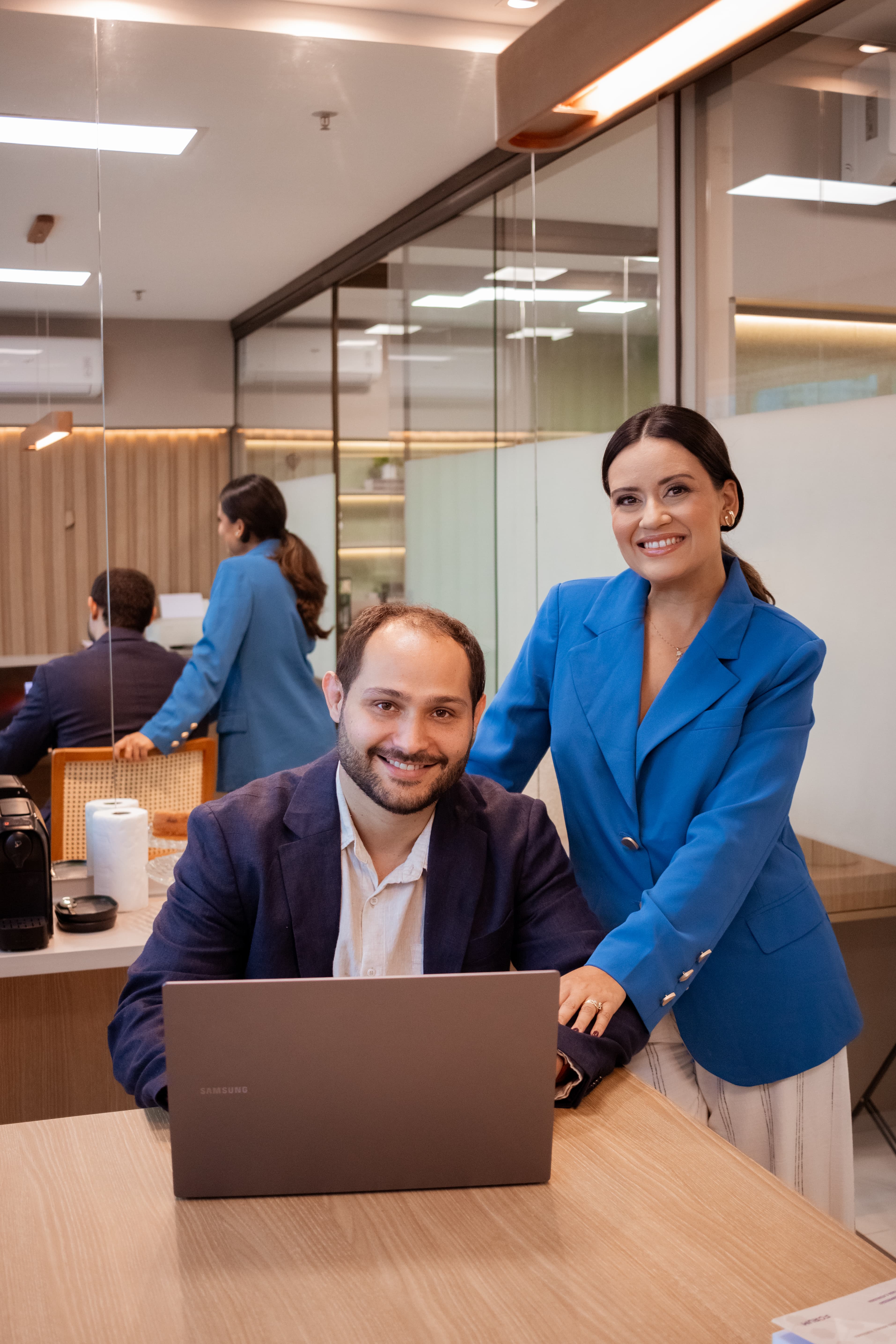 Miliane Cerqueira e Bruno Reis — advogados do escritório Cerqueira Reis Advocacia em Campos dos Goytacazes, especialistas em Direito Imobiliário e Sucessório